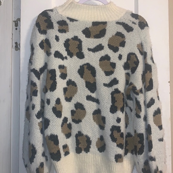 Leopard print sweater - Picture 1 of 2